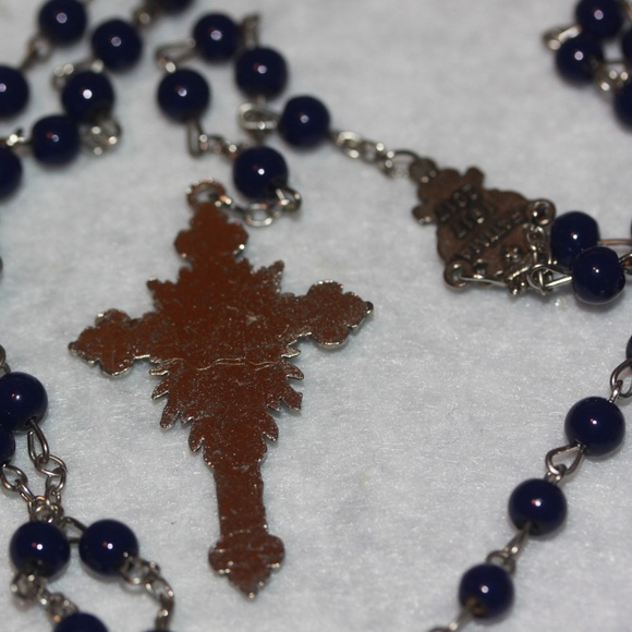 Blue Bead Rosary - Picture 3 of 4